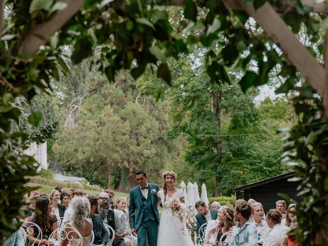 Le mariage de Sophie et Jordi à Morlet, Saône et Loire 32