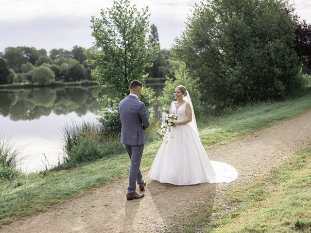 Le mariage de Stanislas et Flora à Les Touches, Loire Atlantique 1