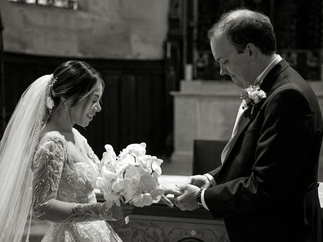 Le mariage de Thibault et Paulette à Épinay-Champlâtreux, Val-d&apos;Oise 13