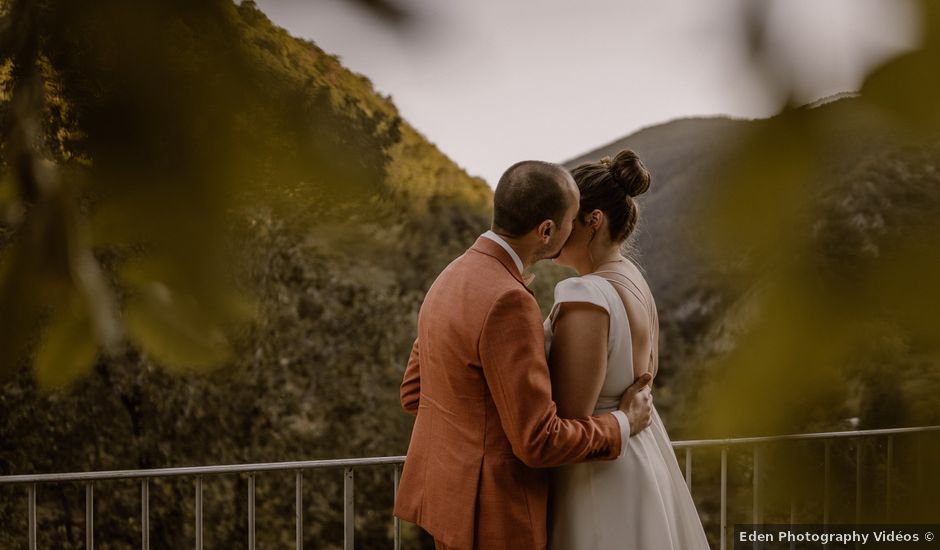 Le mariage de Ezra et Lucie à Nyons, Drôme