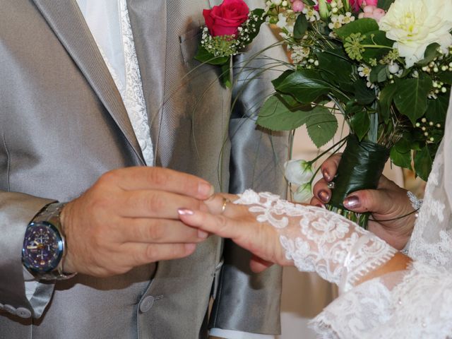 Le mariage de Christiane et Jean Raymond à Garons, Gard 7