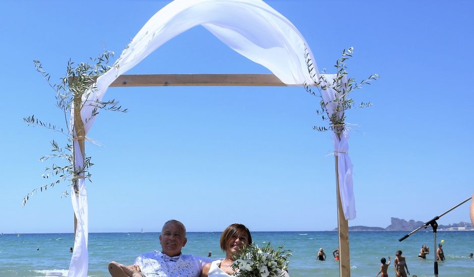 Le mariage de Bertrand  et Cathy à Saint-Cyr-sur-Mer, Var