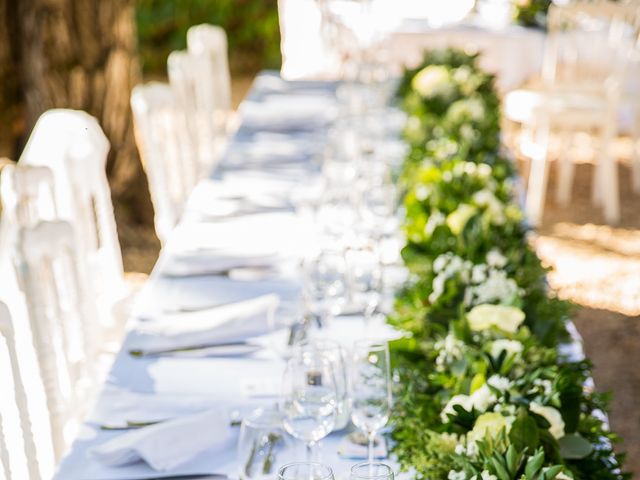 Le mariage de Jean-Hugues et Laurie à Saint-Antonin-Noble-Val, Tarn-et-Garonne 25