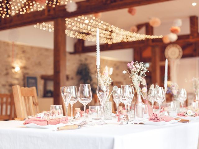 Le mariage de Damien et Audrey à Vigeois, Corrèze 15