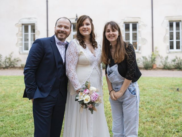 Le mariage de Eric et Natalia à Condat-sur-Vienne, Haute-Vienne 37