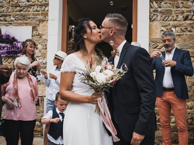 Le mariage de Gatien et Lysianne à Jons, Rhône 3