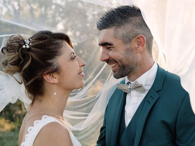 Le mariage de Julien et Céline à Aillas, Gironde 18