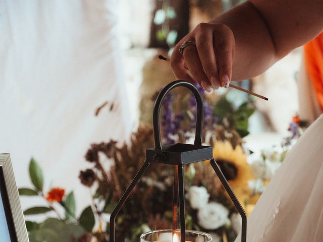 Le mariage de Nicolas et Malvina à Velles, Indre 18