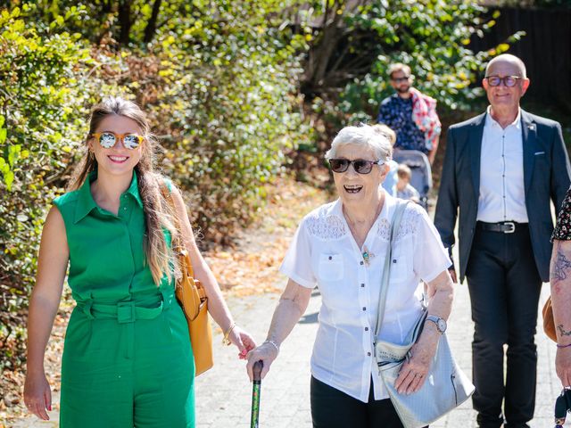 Le mariage de Nicolas et Aurélie à Bresson, Isère 32