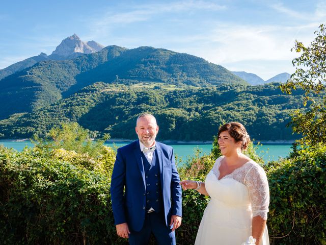 Le mariage de Nicolas et Aurélie à Bresson, Isère 35