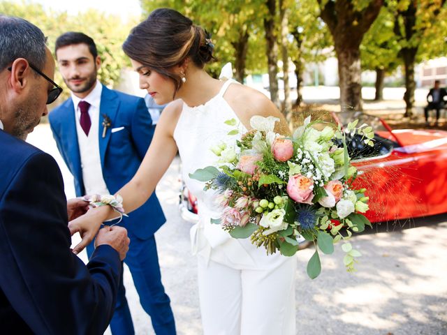 Le mariage de Loïc et Alisson à Saint-Valérien, Yonne 5