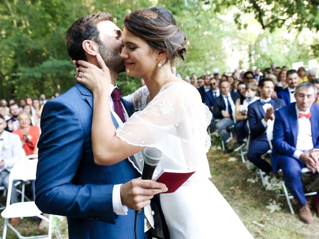 Le mariage de Loïc et Alisson à Saint-Valérien, Yonne 8