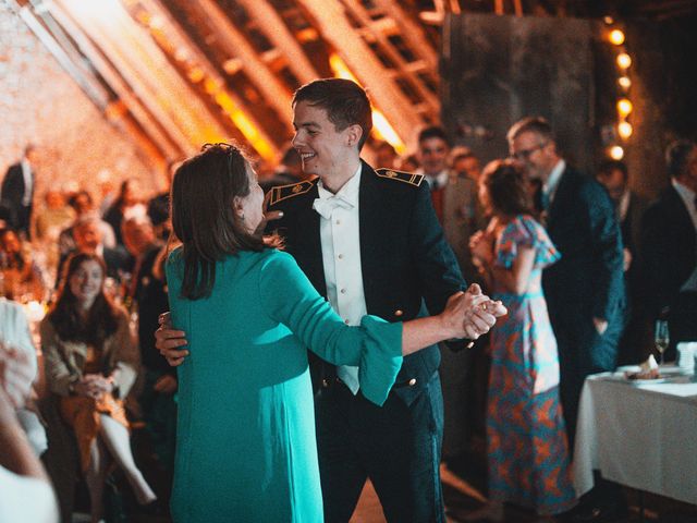 Le mariage de Renaud et Oriane à Ussel, Corrèze 133