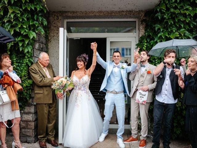 Le mariage de Philippe et Murielle à Le Haut-Bréda, Isère 15