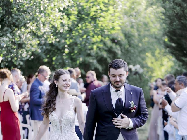 Le mariage de Marc et Marine à Légny, Rhône 17