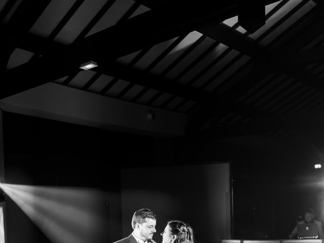 Le mariage de Marc et Marine à Légny, Rhône 22