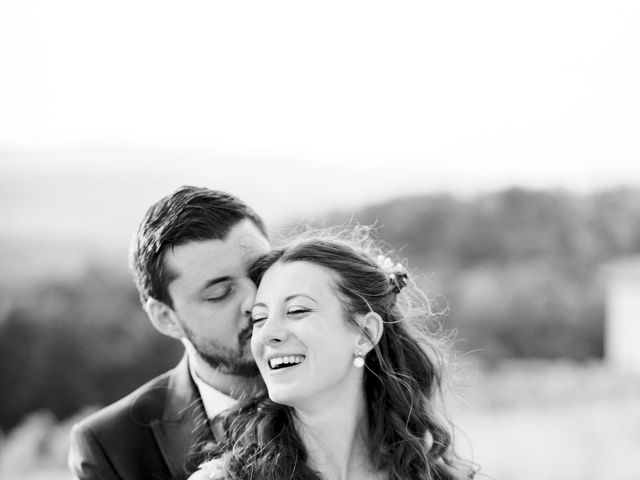 Le mariage de Marc et Marine à Légny, Rhône 40