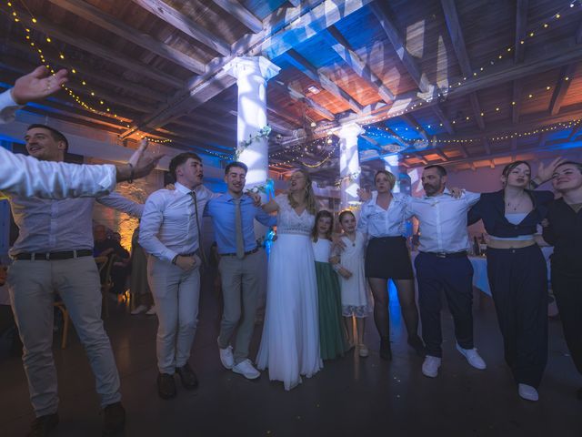 Le mariage de Kévin et Aurore à Angoulême, Charente 32