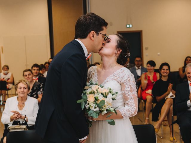 Le mariage de Nicolas et Séverine à Savigny, Rhône 18