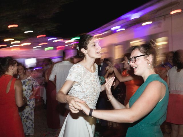 Le mariage de Martin et Camille à Labroquère, Haute-Garonne 35