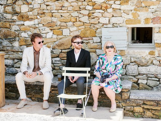 Le mariage de Alexandre et Charlotte à Oppedette, Alpes-de-Haute-Provence 84