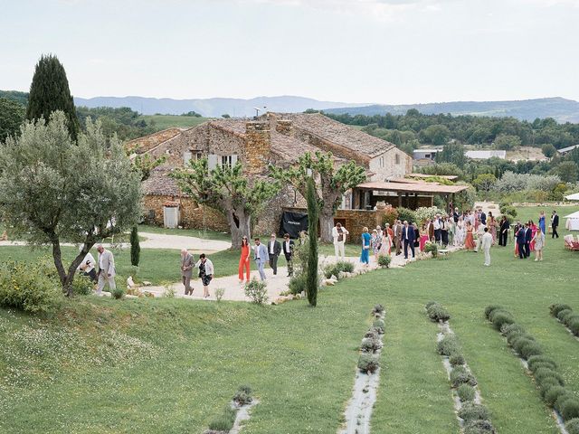 Le mariage de Alexandre et Charlotte à Oppedette, Alpes-de-Haute-Provence 129