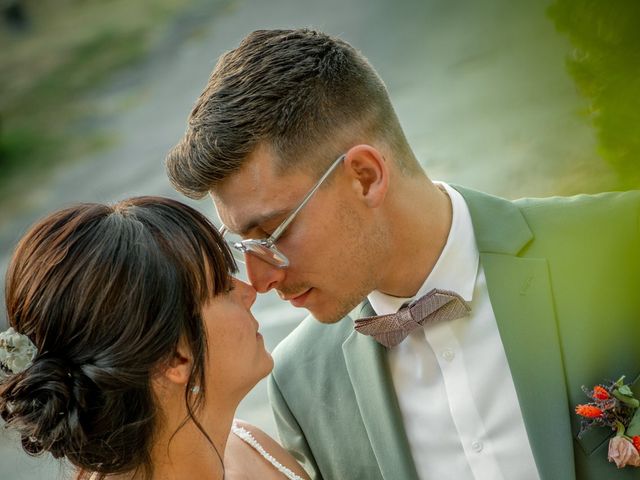 Le mariage de Quentin et Emilie à Saint-Front-de-Pradoux, Dordogne 9