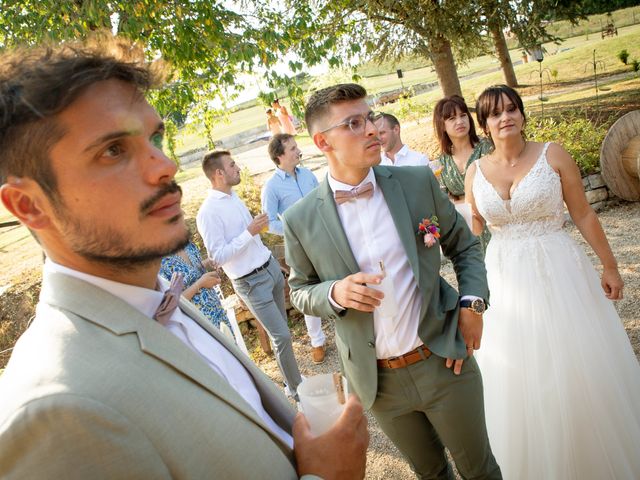 Le mariage de Quentin et Emilie à Saint-Front-de-Pradoux, Dordogne 36