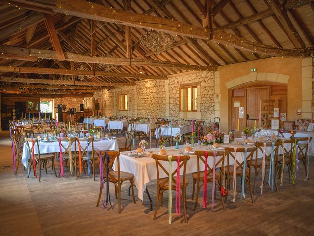 Le mariage de Quentin et Emilie à Saint-Front-de-Pradoux, Dordogne 44