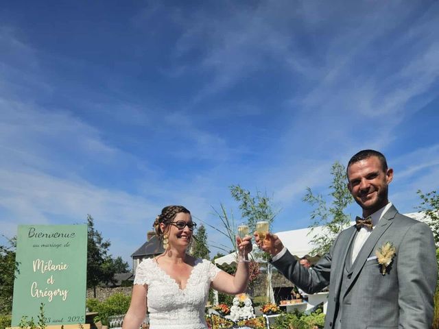 Le mariage de Greg  et Mélanie à Bourgon, Mayenne 3