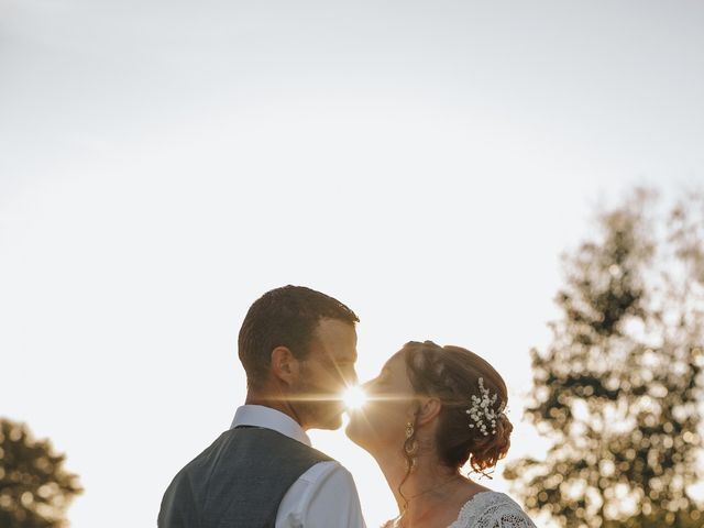 Le mariage de Greg  et Mélanie à Bourgon, Mayenne 14