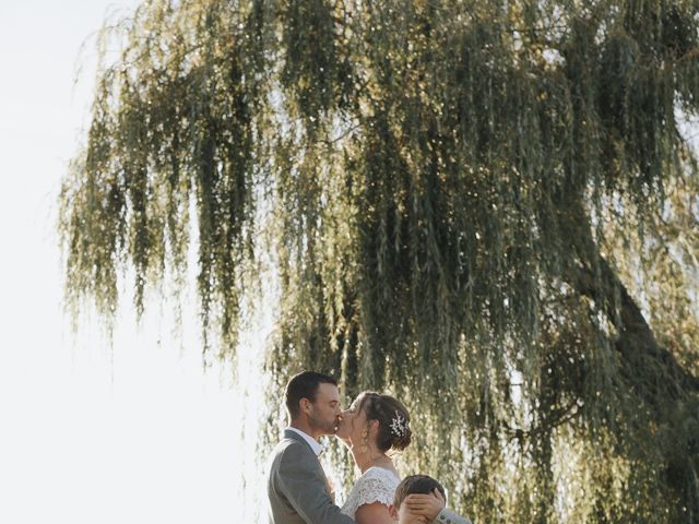 Le mariage de Greg  et Mélanie à Bourgon, Mayenne 16