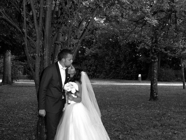 Le mariage de Gloria et Tristan  à Eybens, Isère 16