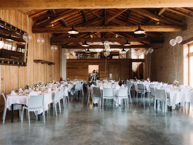 Le mariage de Jean et Virginie à Charnay, Rhône 63