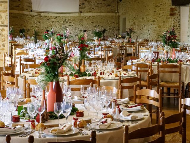 Le mariage de Baptiste et Chloé à Ouffières, Calvados 10