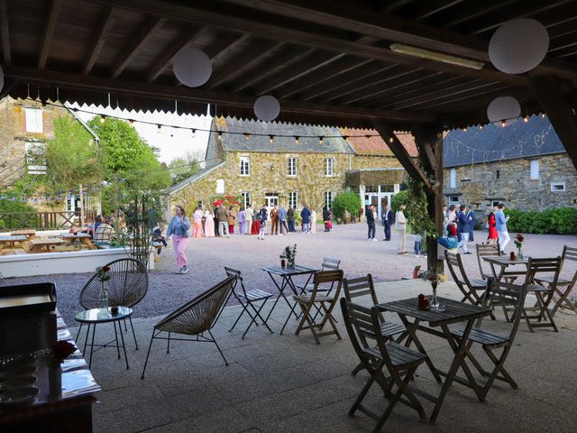 Le mariage de Baptiste et Chloé à Ouffières, Calvados 18