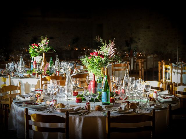 Le mariage de Baptiste et Chloé à Ouffières, Calvados 22