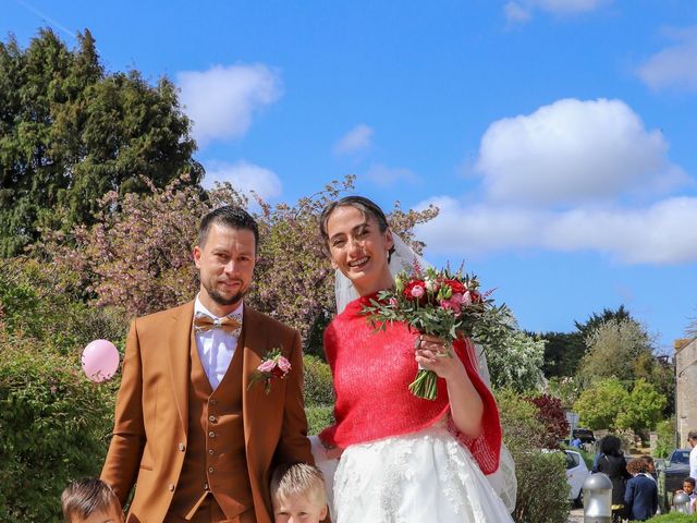 Le mariage de Baptiste et Chloé à Ouffières, Calvados 48