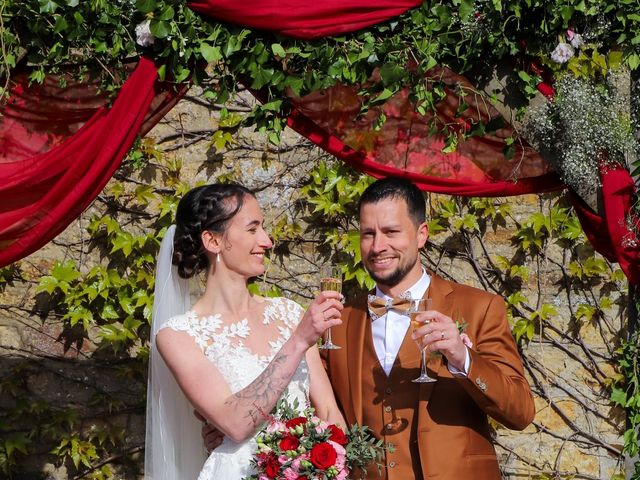 Le mariage de Baptiste et Chloé à Ouffières, Calvados 74