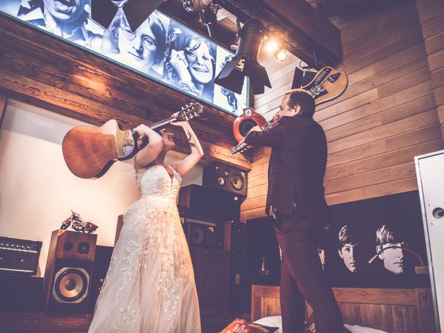 Le mariage de Maxime et Laurentine à Thônes, Haute-Savoie 30