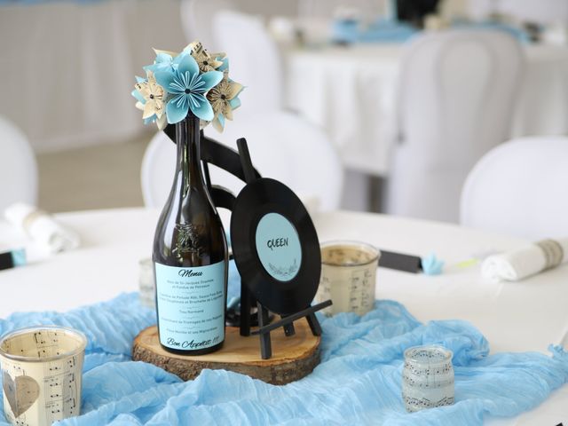 Le mariage de David et Sabrina à Artas, Isère 15