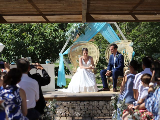 Le mariage de David et Sabrina à Artas, Isère 27