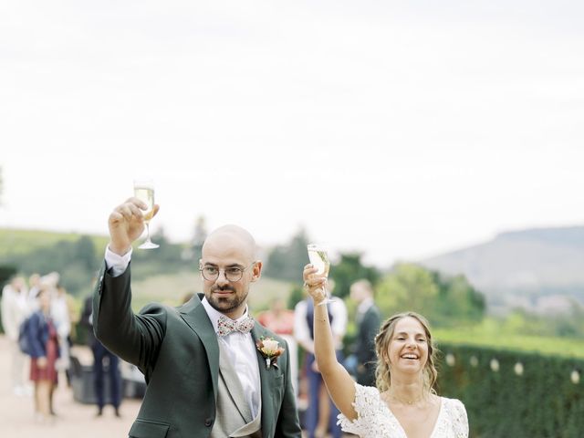 Le mariage de Thomas et Elodie à Beaujeu, Rhône 49