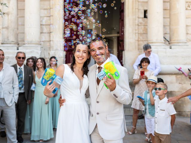 Le mariage de Fred et Doriane à Marignane, Bouches-du-Rhône 8