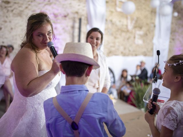 Le mariage de Marion et Anne Sophie à Le Gué-de-Longroi, Eure-et-Loir 6