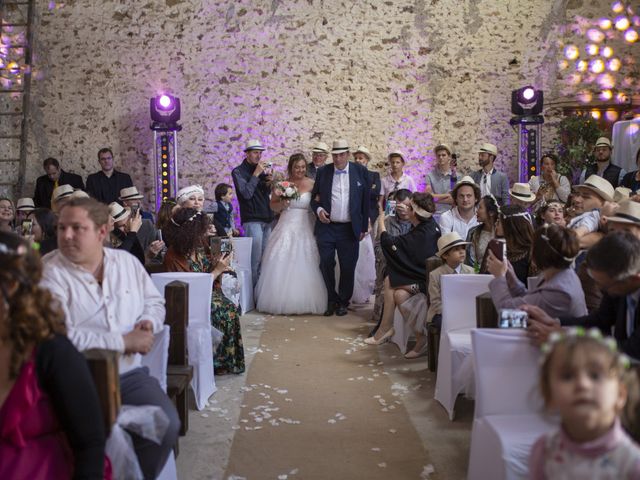 Le mariage de Marion et Anne Sophie à Le Gué-de-Longroi, Eure-et-Loir 8