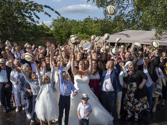 Le mariage de Marion et Anne Sophie à Le Gué-de-Longroi, Eure-et-Loir 14