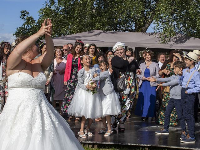 Le mariage de Marion et Anne Sophie à Le Gué-de-Longroi, Eure-et-Loir 23