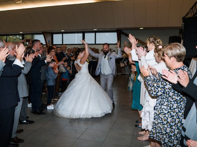 Le mariage de Maximilien et Célia à Cousolre, Nord 19