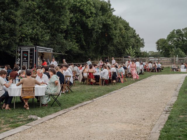 Le mariage de Paul-Emile et Eva à Clavette, Charente Maritime 9